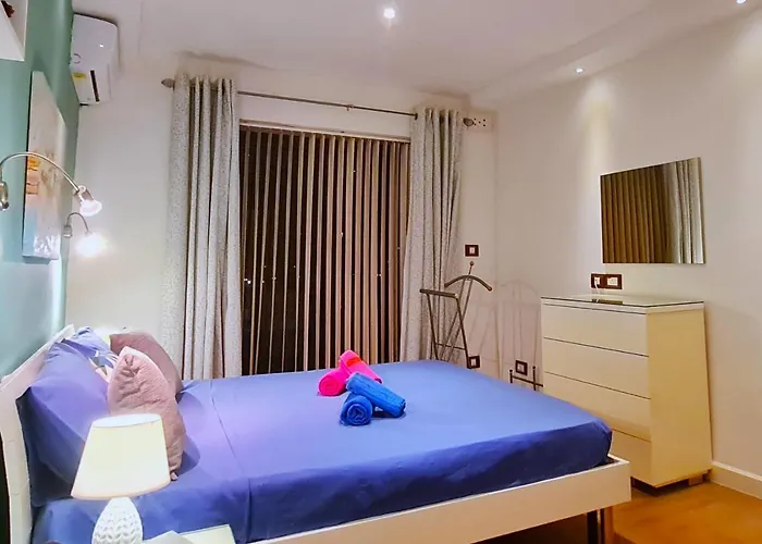 Unobstructred Seaviews, 2br, Kingbeds, Fully Acd Daire