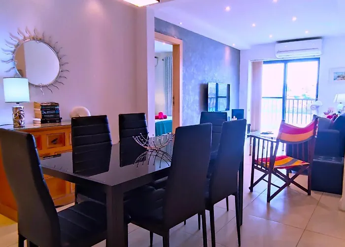 Unobstructred Seaviews, 2br, Kingbeds, Fully Acd Marsaskala